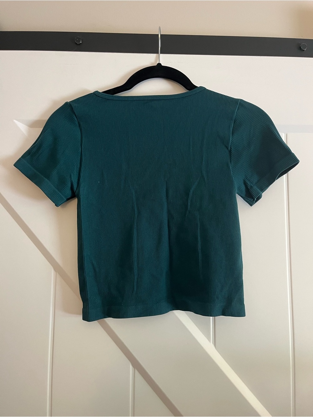 Teal Seamless Cutout Crop Top - Picture 2 of 3